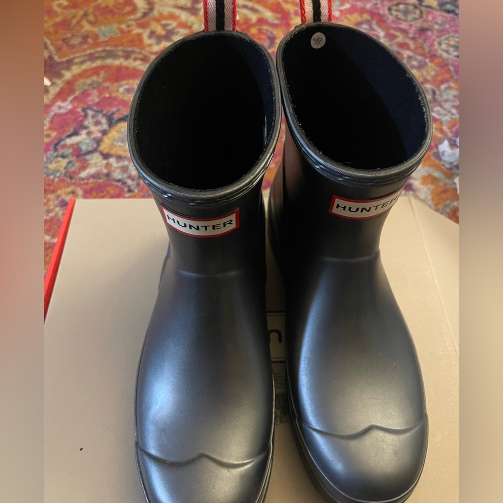 Gently used Hunter rain boots